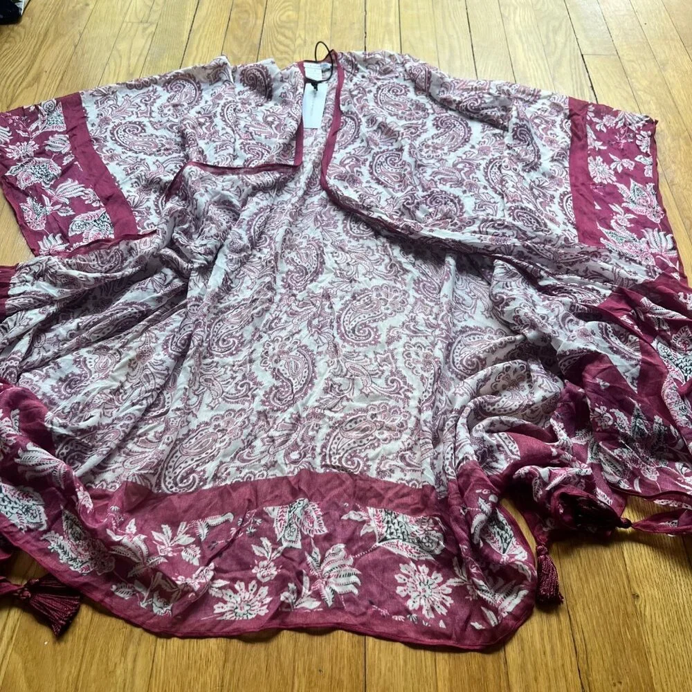 Rebecca Minkoff O/S NEW Pretty Paisley Ruana in Cherry Multicolor Cover Up Scarf - Picture 12 of 14